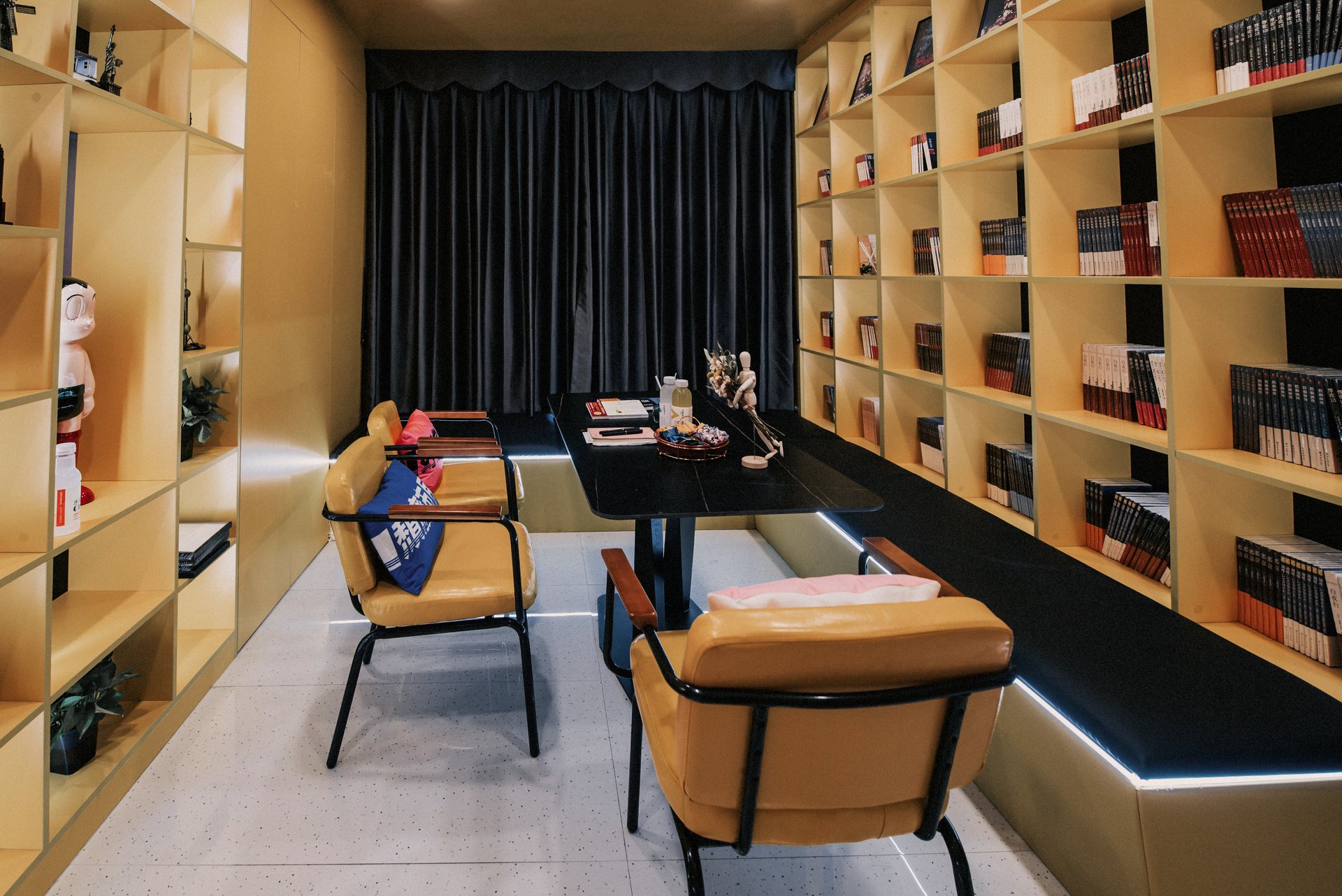520文创园店 · 多元空间形态实景照片